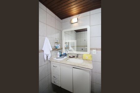 Casa à venda com 344m², 4 quartos e 6 vagasBanheiro Edícula  