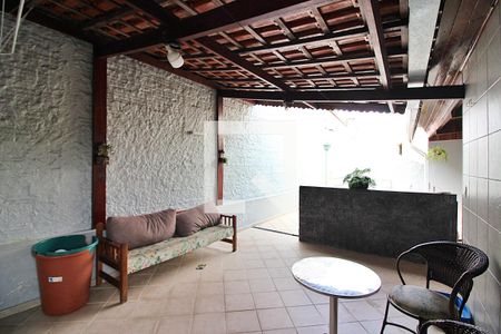 Casa à venda com 344m², 4 quartos e 6 vagasÁrea de Serviço Edícula  