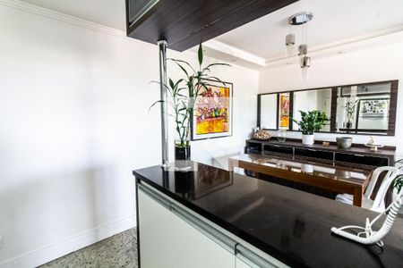 Apartamento à venda com 82m², 3 quartos e 2 vagas Apartamento à venda com 82m², 3 quartos e 2 vagasCozinha