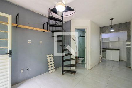 Sala 1 de casa de condomínio à venda com 1 quarto, 49m² em São José, Porto Alegre