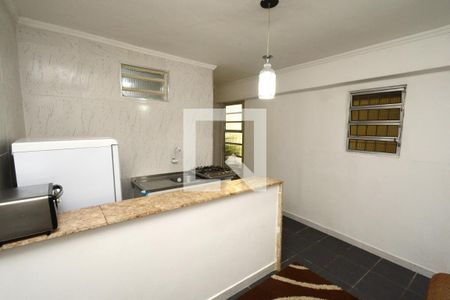 Sala/Cozinha de casa para alugar com 1 quarto, 60m² em Interlagos, São Paulo