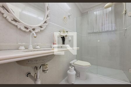 Casa à venda com 340m², 3 quartos e 4 vagasBanheiro