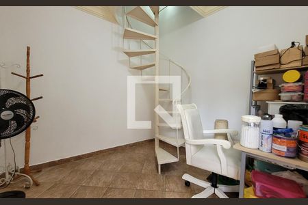 Casa à venda com 340m², 3 quartos e 4 vagasQuarto de serviço