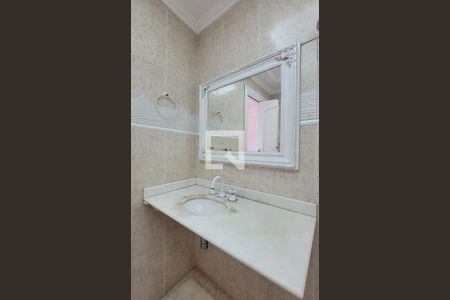 Casa à venda com 340m², 3 quartos e 4 vagasBanheiro da suíte