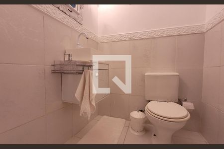 Casa à venda com 340m², 3 quartos e 4 vagasBanheiro