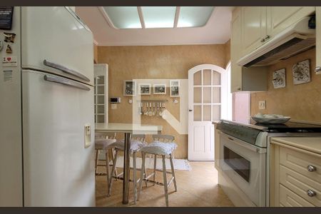 Casa à venda com 340m², 3 quartos e 4 vagasCozinha