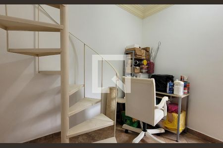 Casa à venda com 340m², 3 quartos e 4 vagasQuarto de serviço