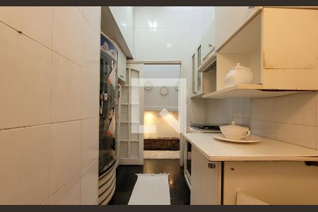 Casa à venda com 340m², 3 quartos e 4 vagasCozinha 2