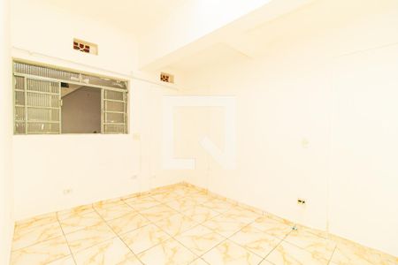 Casa à venda com 100m², 5 quartos e sem vaga Casa à venda com 100m², 5 quartos e sem vagaKitnet da Casa