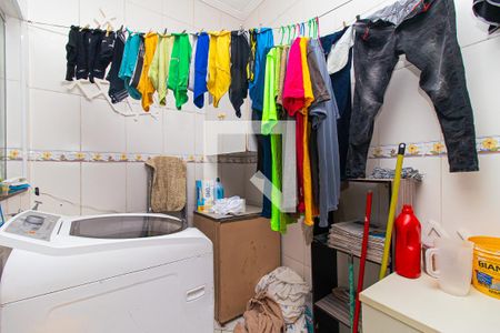 Casa à venda com 100m², 5 quartos e sem vaga Casa à venda com 100m², 5 quartos e sem vagaÁrea de Serviço