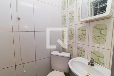 Casa à venda com 100m², 5 quartos e sem vaga Casa à venda com 100m², 5 quartos e sem vagaKitnet da Casa