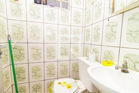 Casa à venda com 100m², 5 quartos e sem vaga Casa à venda com 100m², 5 quartos e sem vagaKitnet da Casa