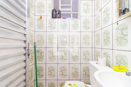 Casa à venda com 100m², 5 quartos e sem vaga Casa à venda com 100m², 5 quartos e sem vagaKitnet da Casa