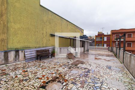 Casa à venda com 100m², 5 quartos e sem vaga Casa à venda com 100m², 5 quartos e sem vagaTerraço