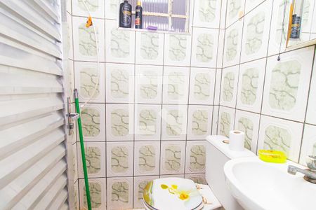 Casa à venda com 100m², 5 quartos e sem vaga Casa à venda com 100m², 5 quartos e sem vagaKitnet da Casa