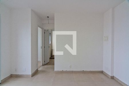 Apartamento para alugar com 38m², 2 quartos e sem vaga Apartamento para alugar com 38m², 2 quartos e sem vagaSala