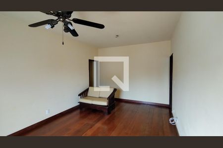 sala de apartamento para alugar com 3 quartos, 112m² em Pechincha, Rio de Janeiro