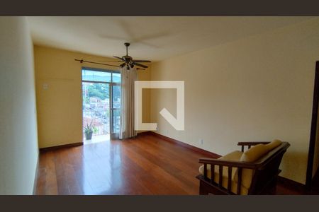 sala de apartamento para alugar com 3 quartos, 112m² em Pechincha, Rio de Janeiro