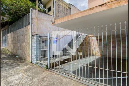 Casa à venda com 115m², 2 quartos e 1 vaga Casa à venda com 115m², 2 quartos e 1 vagaFachada