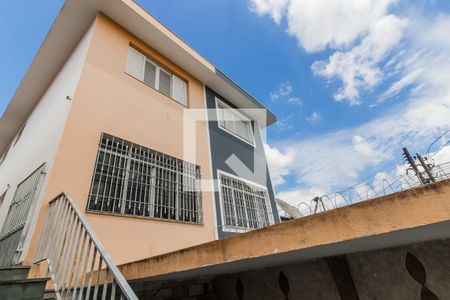 Casa à venda com 115m², 2 quartos e 1 vaga Casa à venda com 115m², 2 quartos e 1 vagaÁrea comum