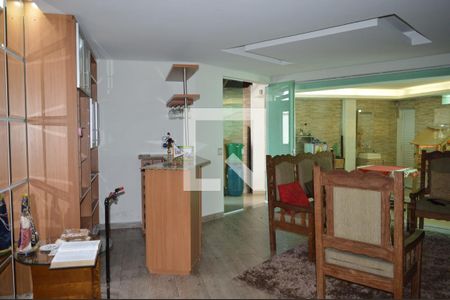 Sala de casa à venda com 5 quartos, 440m² em Arvoredo, Contagem