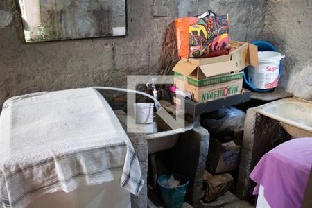 Casa para alugar com 360m², 5 quartos e 2 vagasLavanderia - casa dos fundos