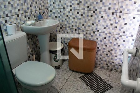 Casa para alugar com 360m², 5 quartos e 2 vagasBanheiro 2