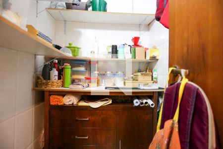 Casa à venda com 250m², 3 quartos e 2 vagas Casa à venda com 250m², 3 quartos e 2 vagasDespensa