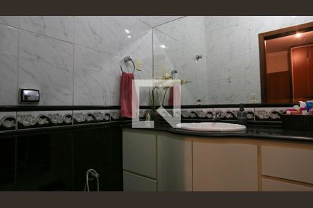 Banheiro da Suíte de casa à venda com 3 quartos, 150m² em Santa Tereza, Belo Horizonte