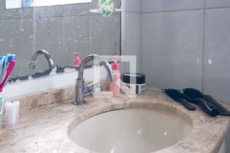 Casa à venda com 150m², 3 quartos e sem vaga Casa à venda com 150m², 3 quartos e sem vagaBanheiro