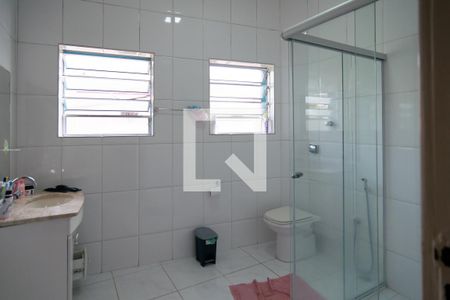 Casa à venda com 150m², 3 quartos e sem vaga Casa à venda com 150m², 3 quartos e sem vagaBanheiro