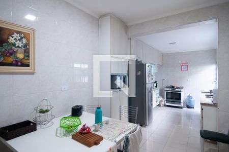 Casa à venda com 150m², 3 quartos e sem vaga Casa à venda com 150m², 3 quartos e sem vagaBanheiro