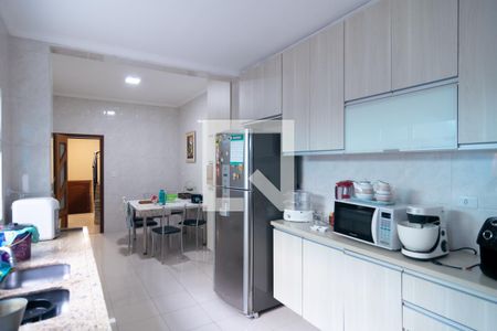 Casa à venda com 150m², 3 quartos e sem vaga Casa à venda com 150m², 3 quartos e sem vagaCozinha