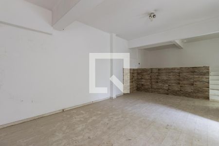 Casa à venda com 300m², 1 quarto e 2 vagas Casa à venda com 300m², 1 quarto e 2 vagasSala 2