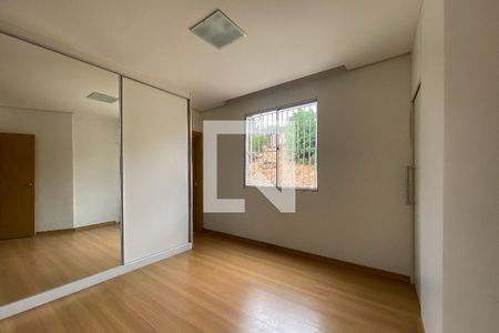 Suíte de apartamento à venda com 2 quartos, 86m² em Álvaro Camargos, Belo Horizonte