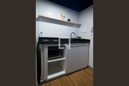 Cozinha de kitnet/studio para alugar com 0 quarto, 19m² em Bela Vista, São Paulo