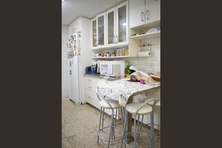 Casa de condomínio para alugar com 120m², 3 quartos e 1 vagaCozinha