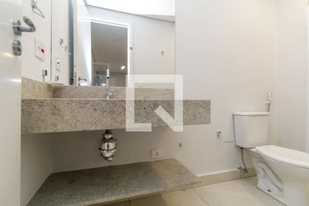 Banheiro de kitnet/studio para alugar com 1 quarto, 24m² em Campos Elíseos, São Paulo