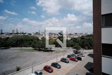 Quarto 1 de apartamento para alugar com 3 quartos, 58m² em Vila Araguaia, São Paulo