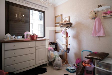 Quarto 2 de apartamento para alugar com 3 quartos, 58m² em Vila Araguaia, São Paulo