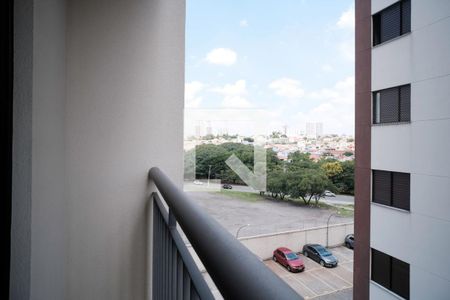 Varanda de apartamento para alugar com 3 quartos, 58m² em Vila Araguaia, São Paulo