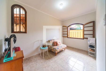 Casa à venda com 336m², 3 quartos e 4 vagasQuarto 2