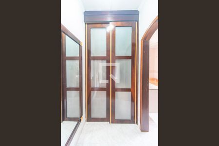 Casa à venda com 336m², 3 quartos e 4 vagasCloset Suíte