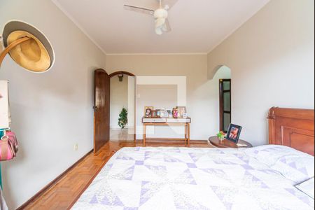 Casa à venda com 336m², 3 quartos e 4 vagasSuíte