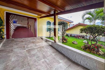 Casa à venda com 336m², 3 quartos e 4 vagasFachada