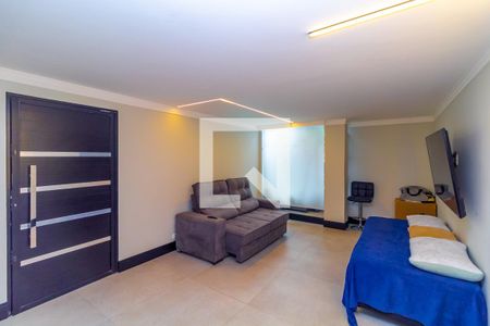 Sala de casa à venda com 2 quartos, 220m² em Jardim Independência, São Paulo