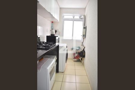 Apartamento para alugar com 42m², 2 quartos e 1 vagaCozinha e Área de Serviço