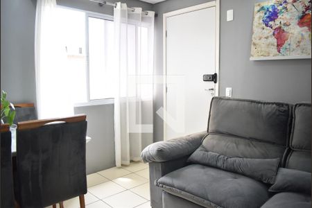 Sala de apartamento para alugar com 2 quartos, 42m² em Campo Grande, Rio de Janeiro