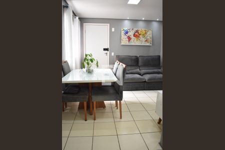 Sala de apartamento para alugar com 2 quartos, 42m² em Campo Grande, Rio de Janeiro