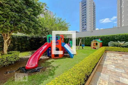 Apartamento à venda com 108m², 3 quartos e 2 vagasÁrea comum - Playground